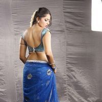 Anushka Shetty - Vaanam Movie Stills | Picture 30033