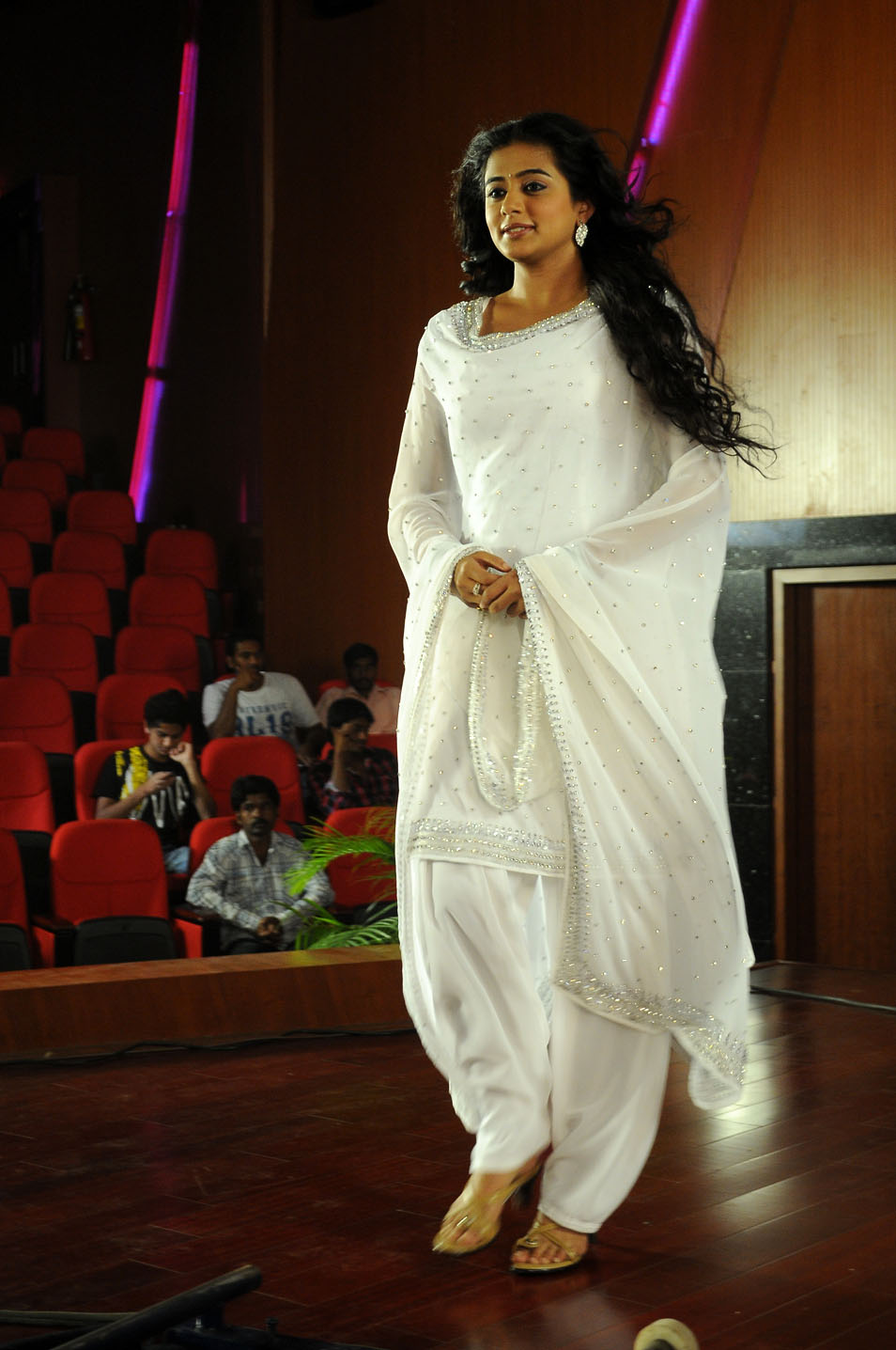 Priyamani hot pictures | Picture 46087